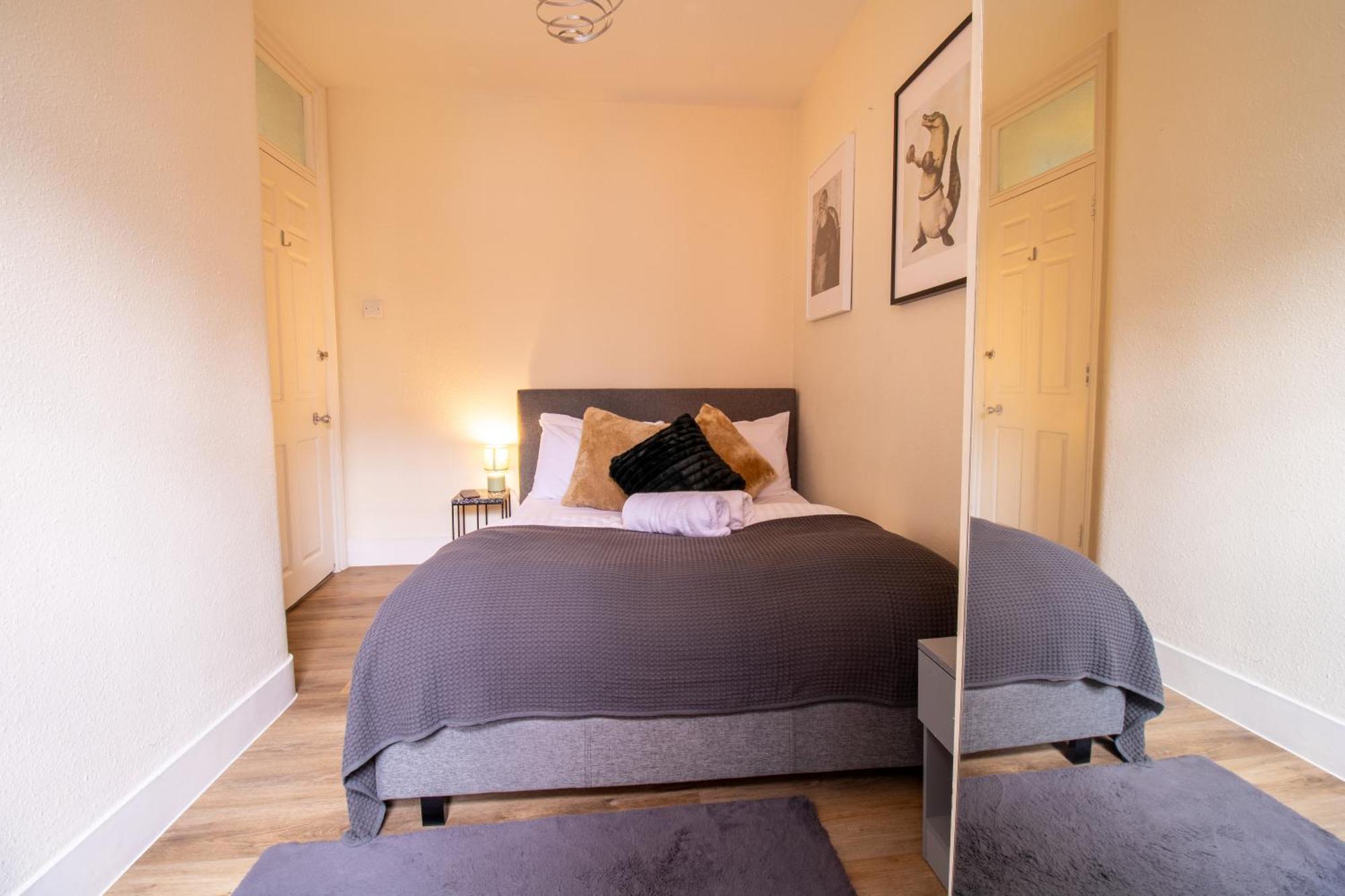 Cosy 2-Bedroom Apartment In Mayfair 8Cb - 4Th Floor No Elevator لندن المظهر الخارجي الصورة