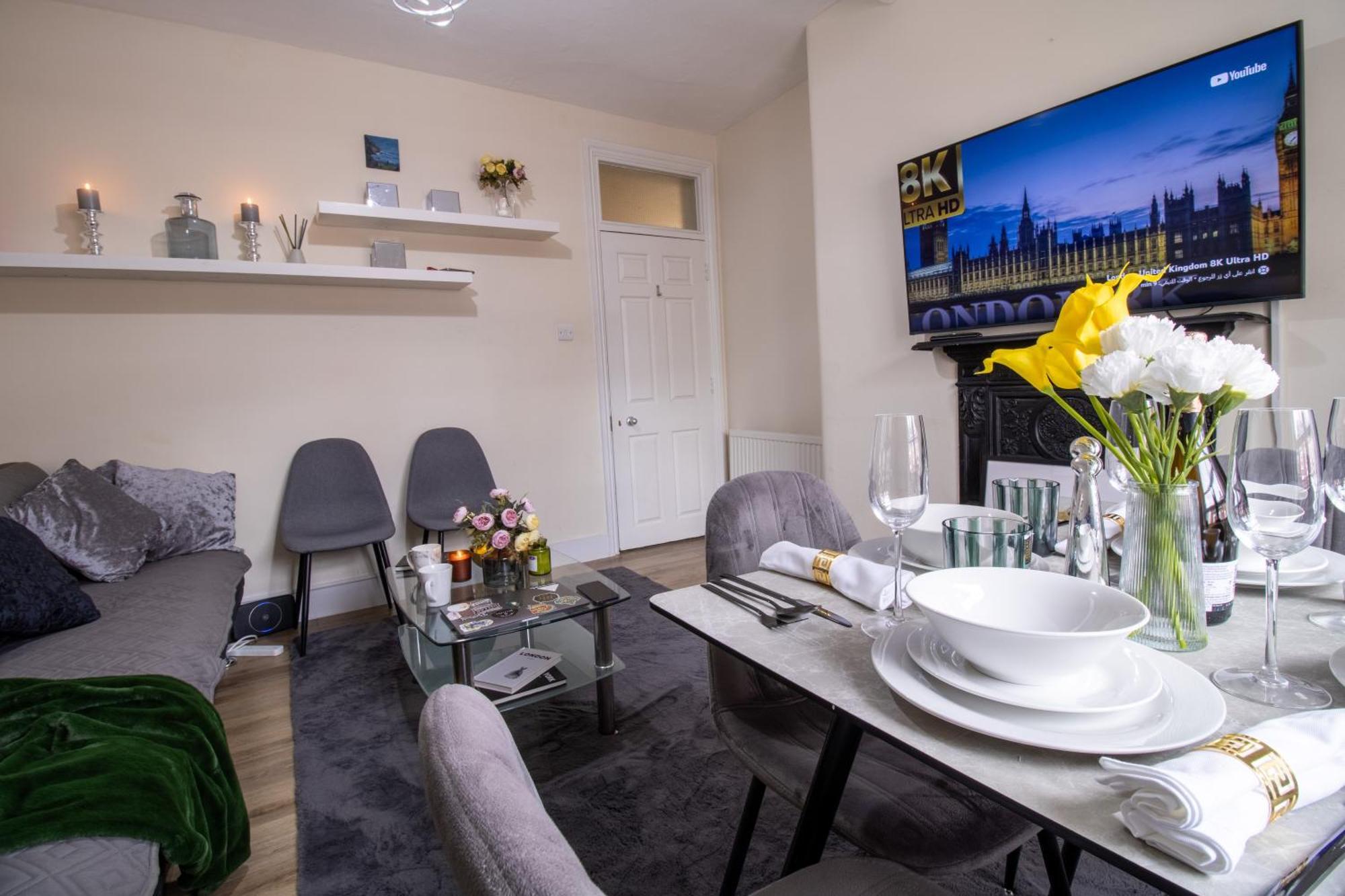 Cosy 2-Bedroom Apartment In Mayfair 8Cb - 4Th Floor No Elevator لندن المظهر الخارجي الصورة